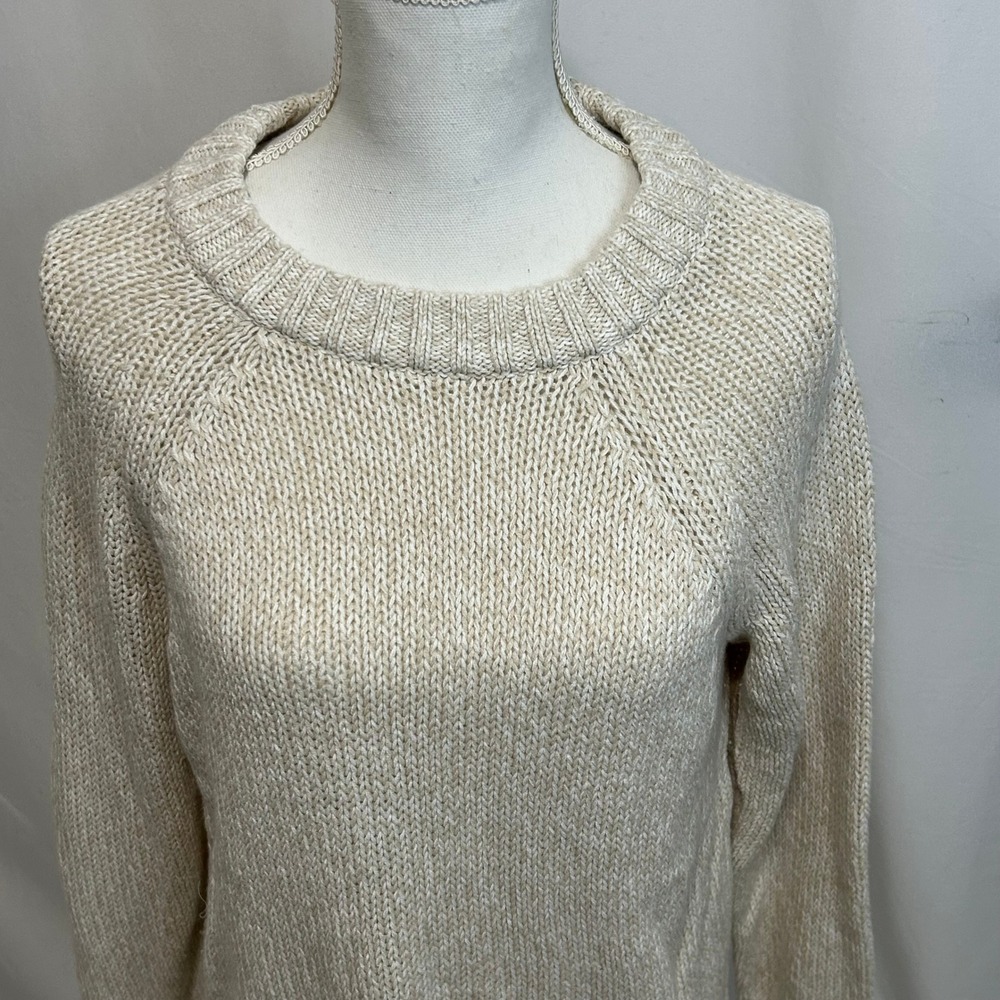 Aerie Cream Knit‎ Sweater Relaxed Fit Long Sleeve Round Neck Casual Comfy